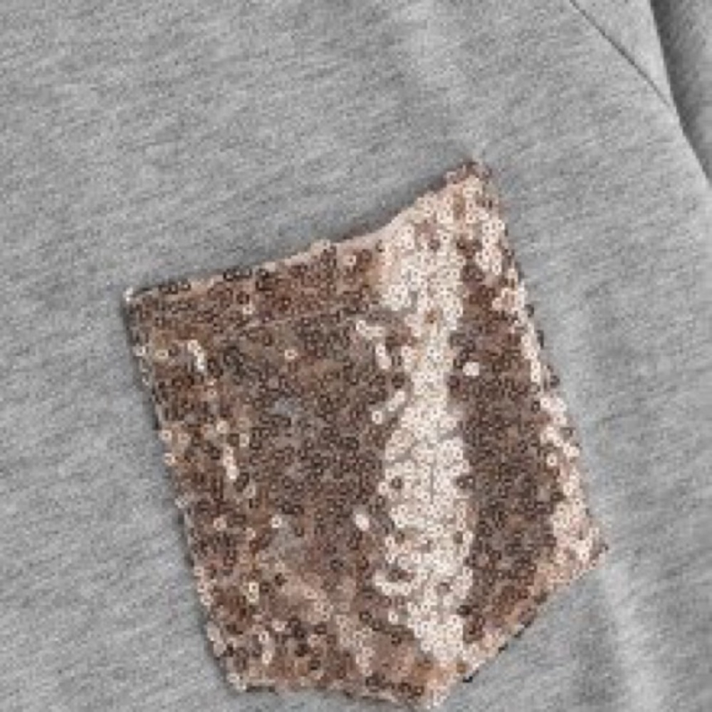 Sequined Lounge Tee - Picture 3 of 4
